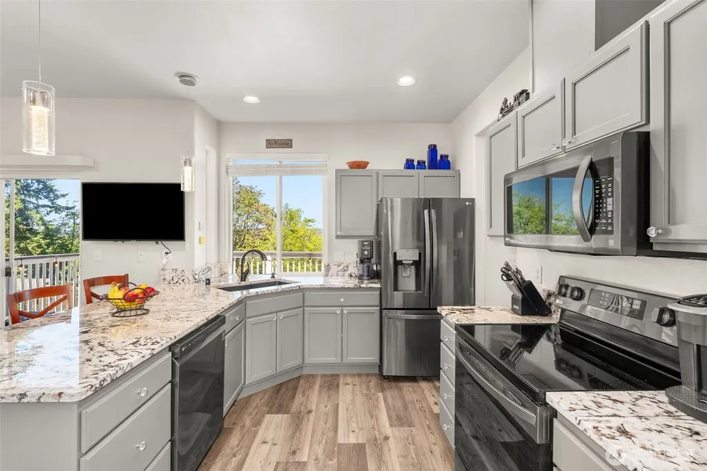 210 Mitchell Lane NE Napavine WA 98532