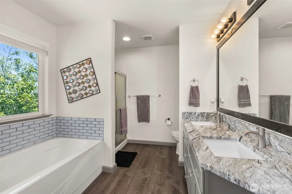 210 Mitchell Lane NE Napavine WA 98532