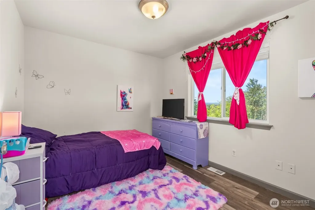 210 Mitchell Lane NE Napavine WA 98532