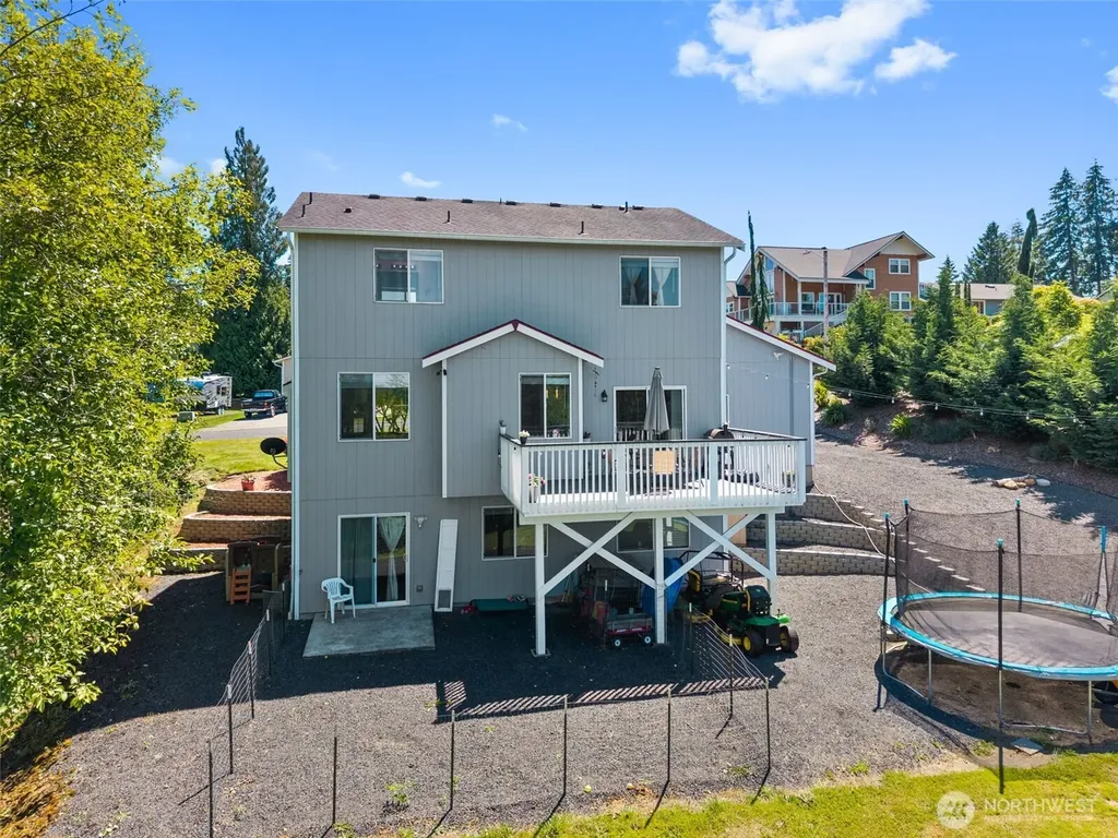 210 Mitchell Lane NE Napavine WA 98532