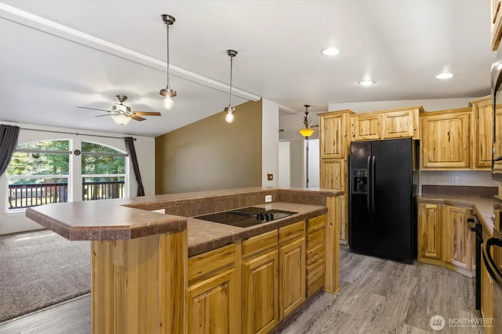 1142 Driskill Road Newport WA 99156