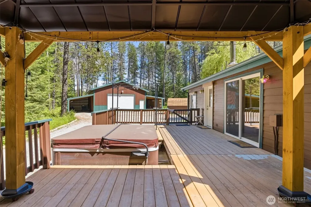 1142 Driskill Road Newport WA 99156