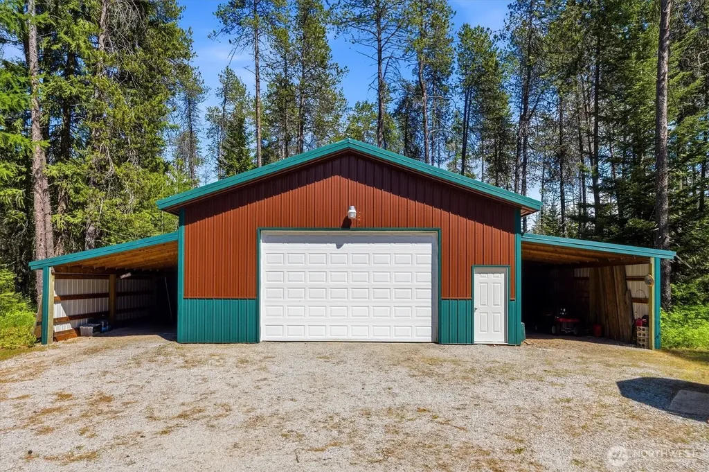 1142 Driskill Road Newport WA 99156