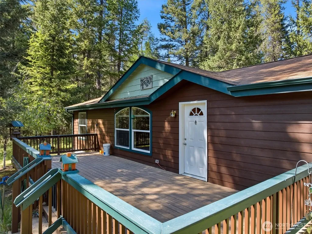 1142 Driskill Road Newport WA 99156