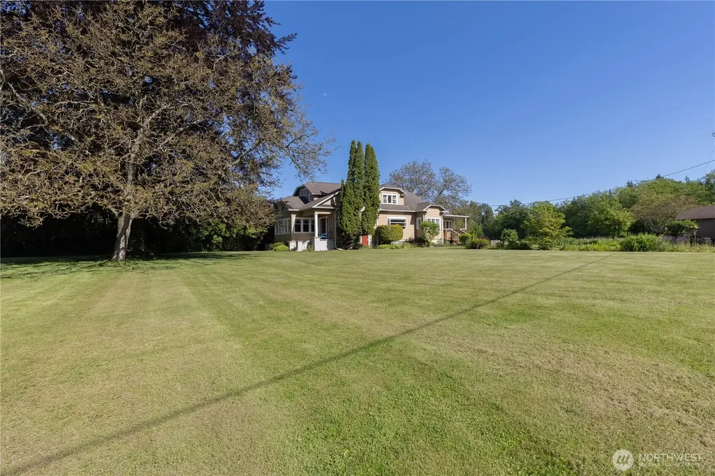 5902 268th Street NW Stanwood WA 98292