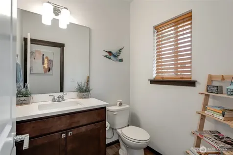 2744 S 120th Place Seattle WA 98168