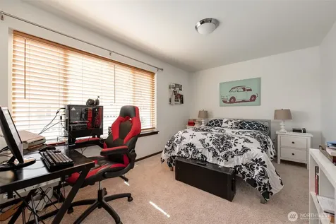 2744 S 120th Place Seattle WA 98168