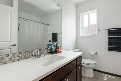2744 S 120th Place Seattle WA 98168