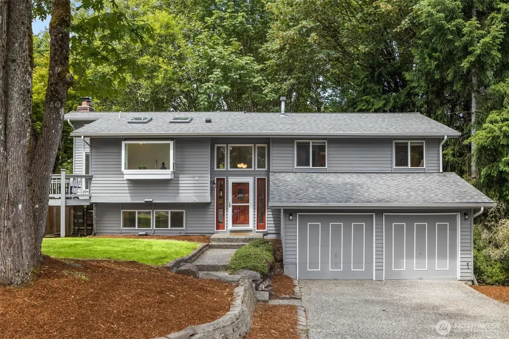 9416 NE 143rd Street Kirkland WA 98034