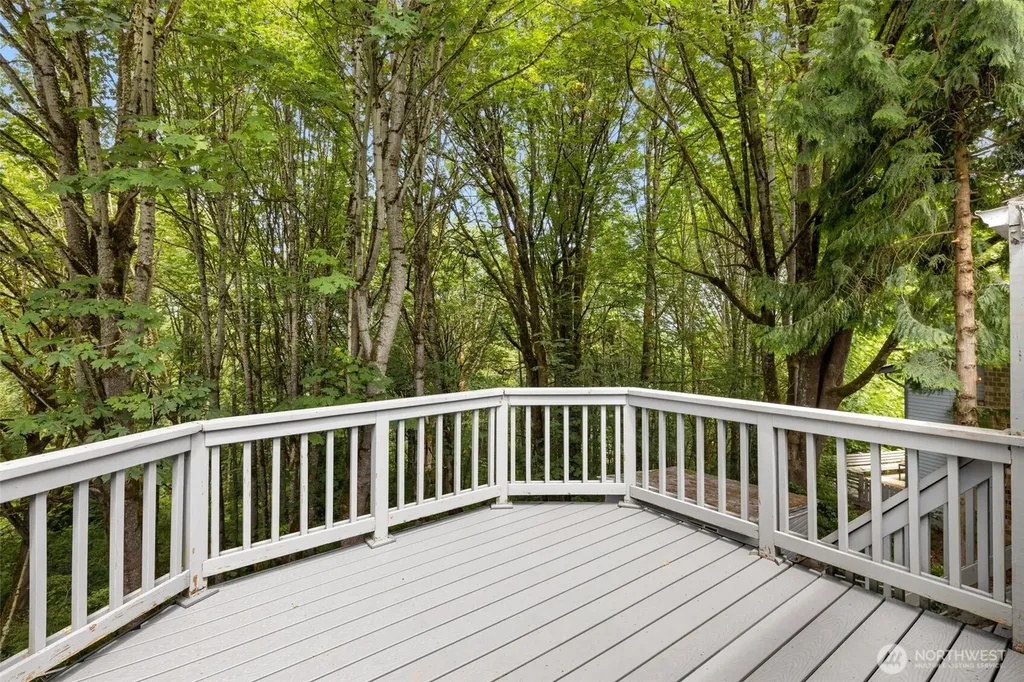 9416 NE 143rd Street Kirkland WA 98034
