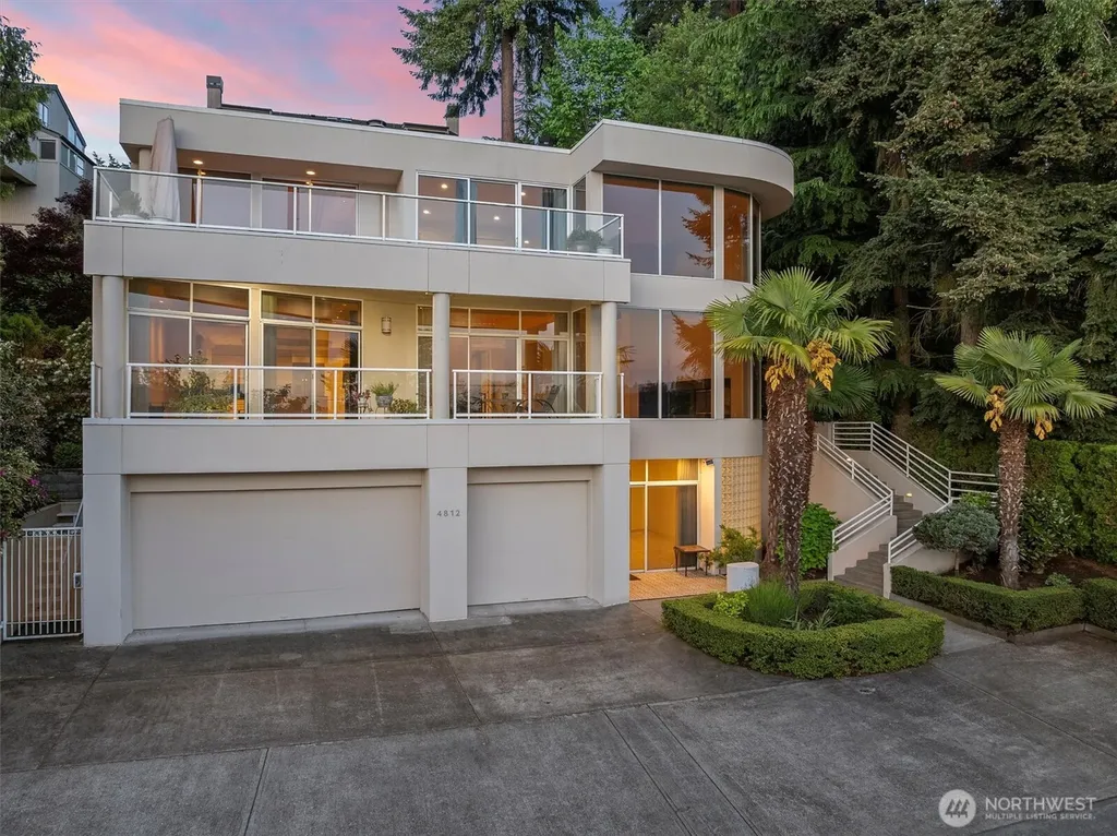 4812 Lake Washington Blvd NE Kirkland WA 98033
