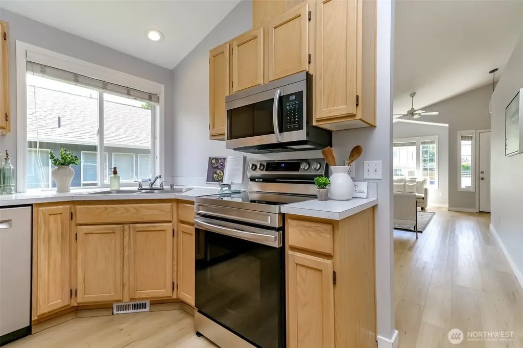 6523 22nd Street Ct NE Tacoma WA 98422