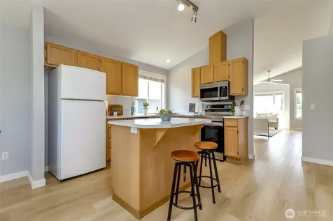 6523 22nd Street Ct NE Tacoma WA 98422