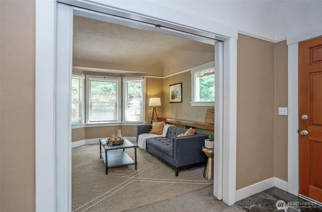 2909 N 7th Street Tacoma WA 98406