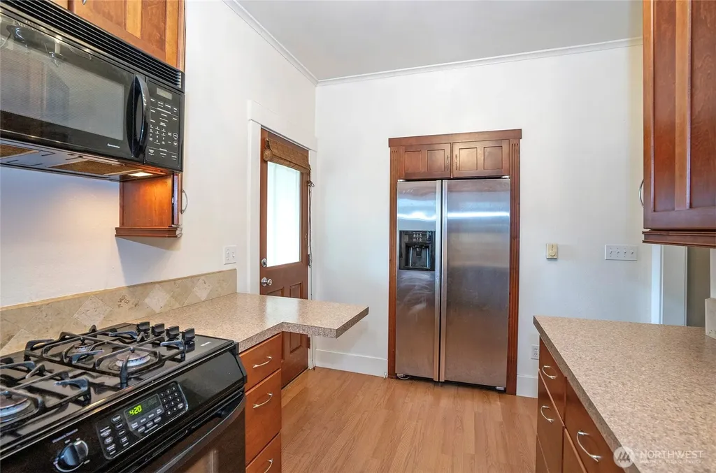 2909 N 7th Street Tacoma WA 98406