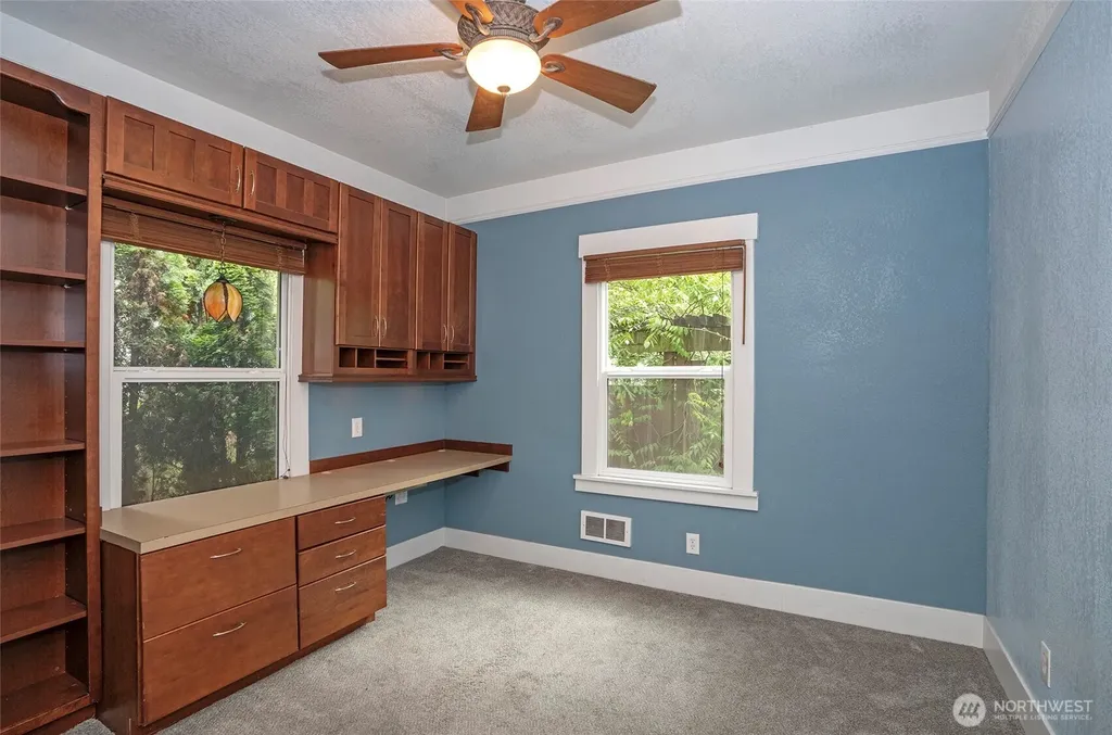 2909 N 7th Street Tacoma WA 98406