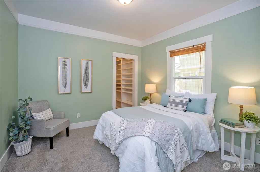 2909 N 7th Street Tacoma WA 98406