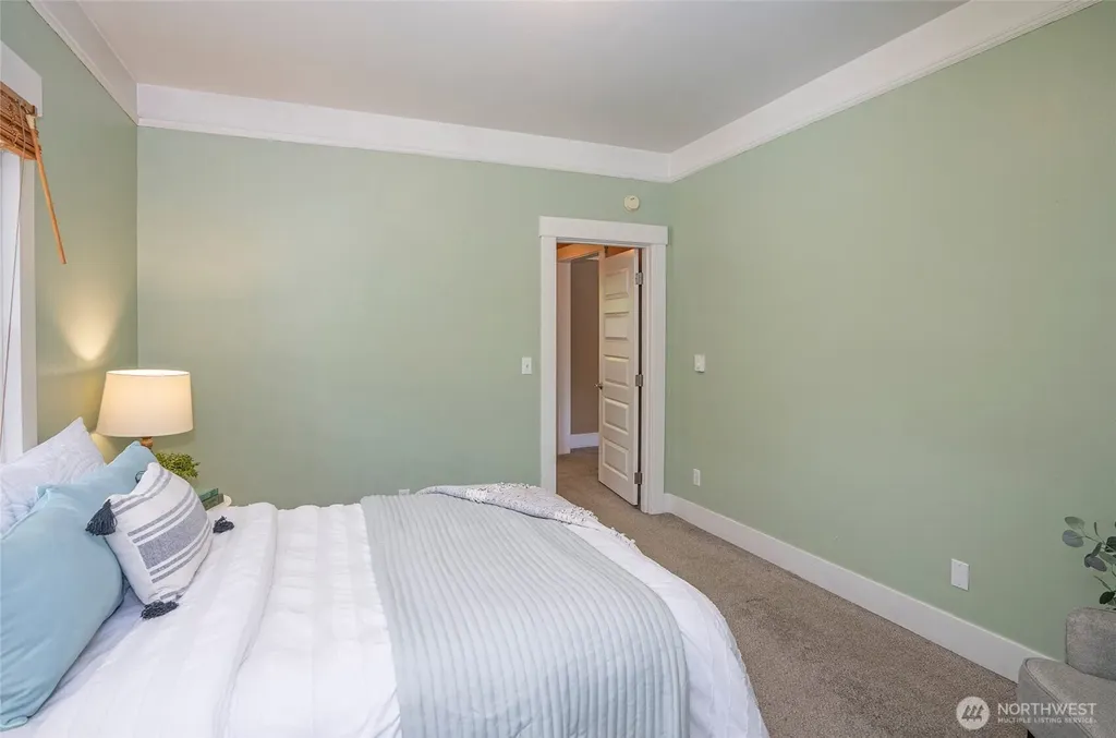 2909 N 7th Street Tacoma WA 98406