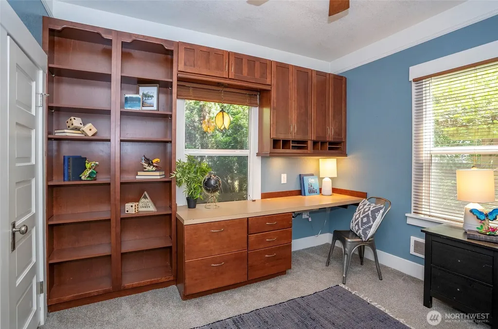 2909 N 7th Street Tacoma WA 98406