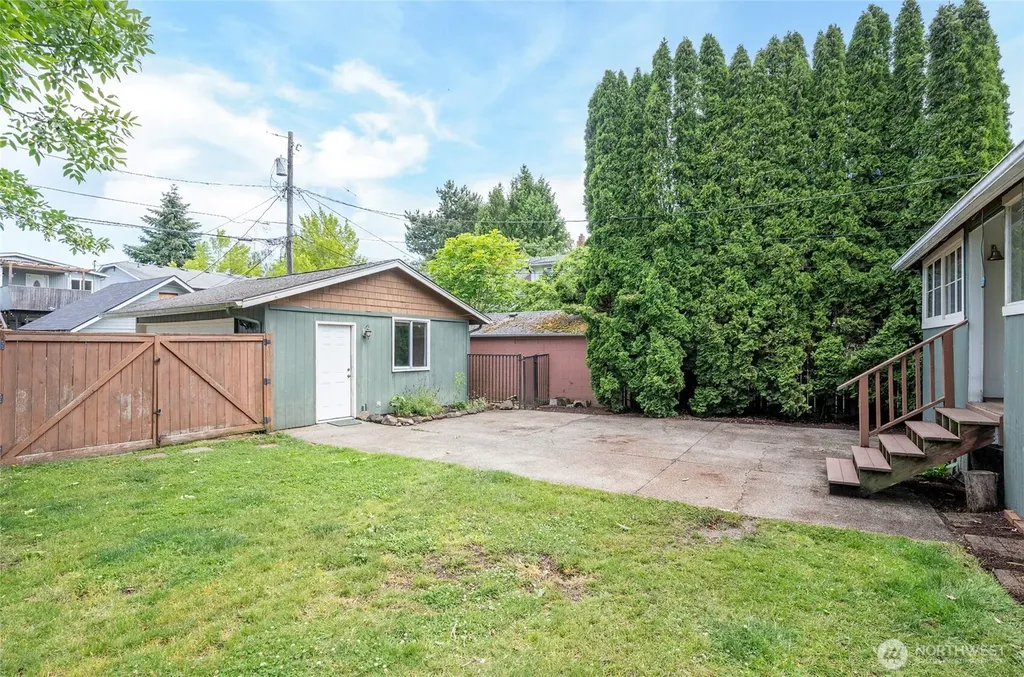 2909 N 7th Street Tacoma WA 98406