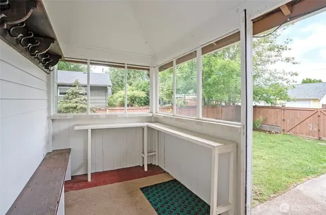 2909 N 7th Street Tacoma WA 98406