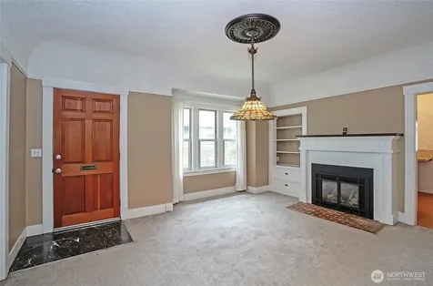 2909 N 7th Street Tacoma WA 98406