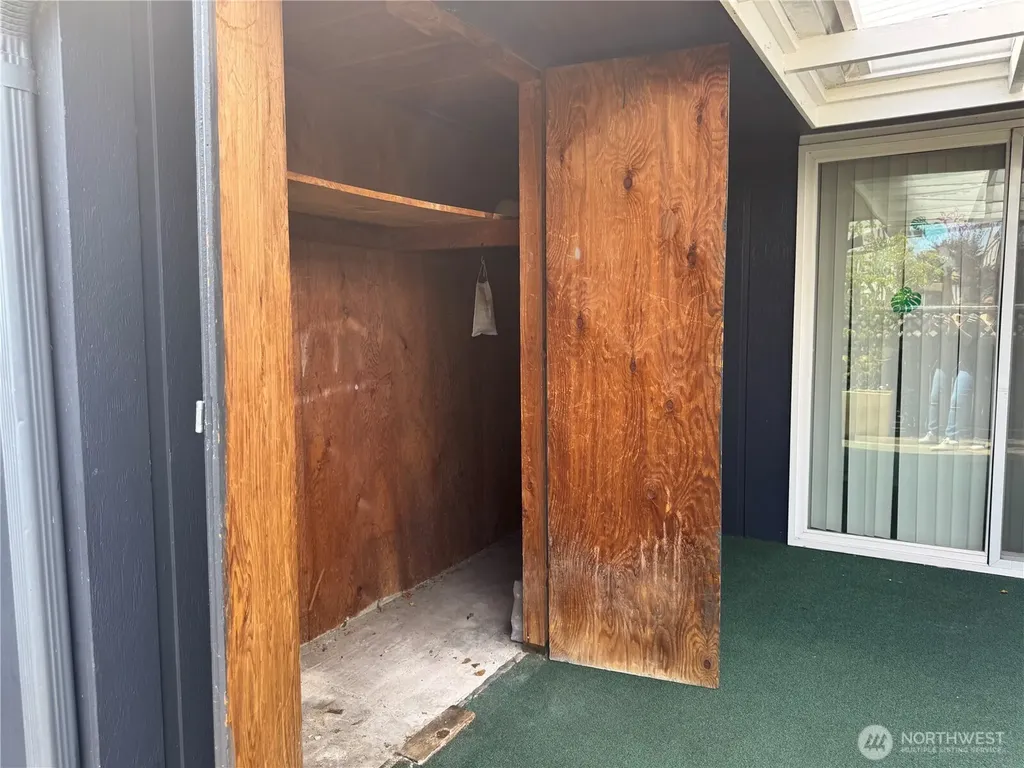 259 S 156th Street Burien WA 98148