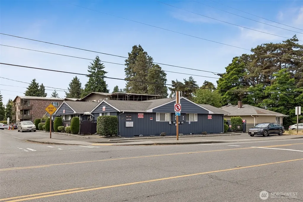 259 S 156th Street Burien WA 98148