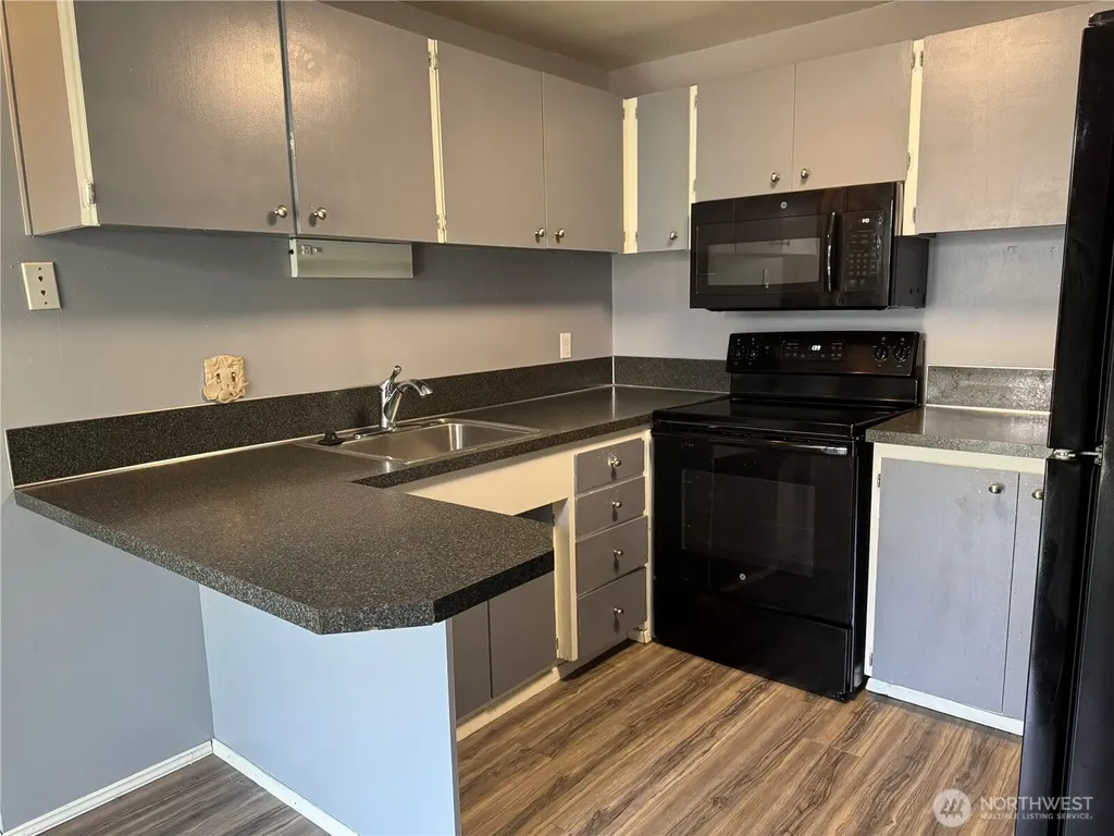 259 S 156th Street Burien WA 98148