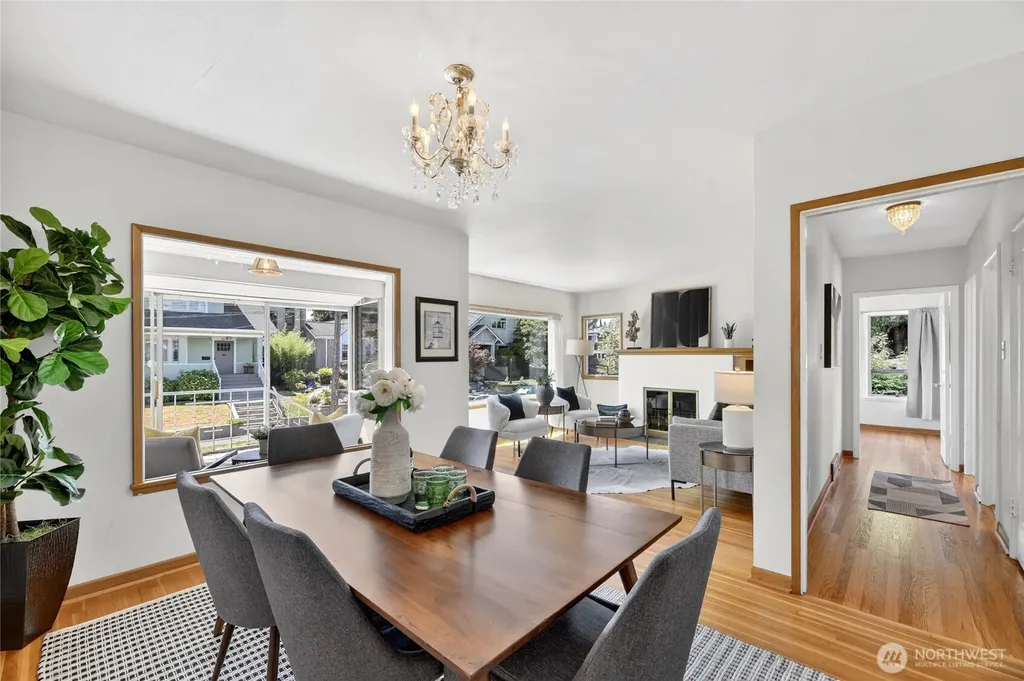 3722 SW Grayson Street Seattle WA 98126
