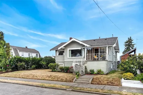 3722 SW Grayson Street Seattle WA 98126