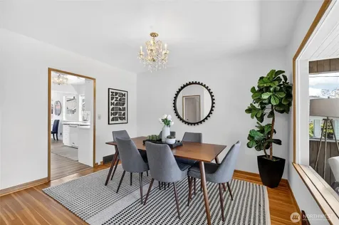 3722 SW Grayson Street Seattle WA 98126