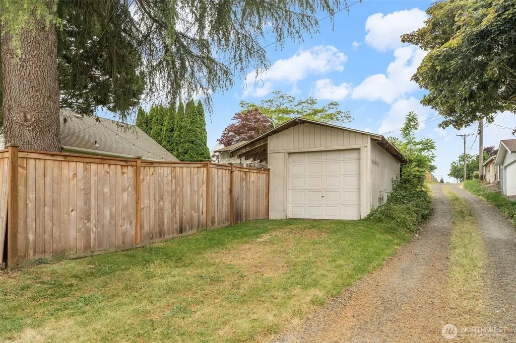 503 S 58th Street Tacoma WA 98408