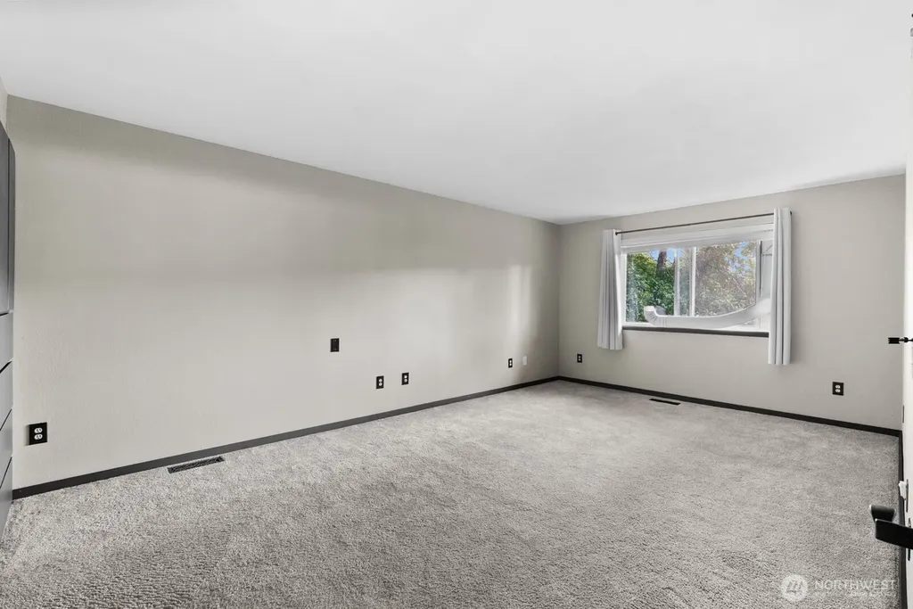 1531 Vista Drive Puyallup WA 98372
