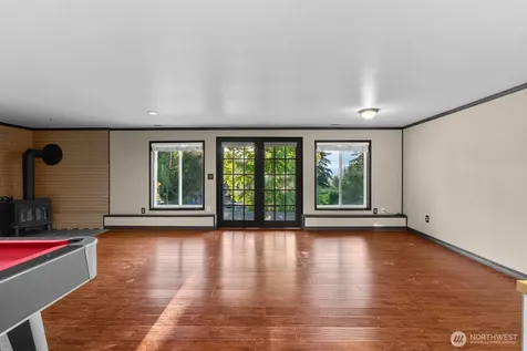 1531 Vista Drive Puyallup WA 98372