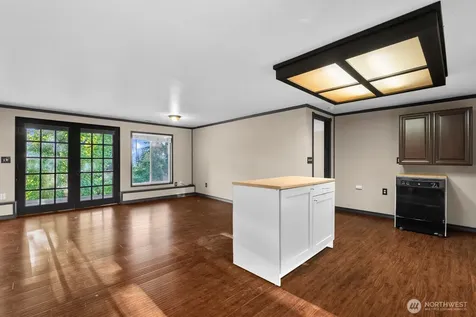 1531 Vista Drive Puyallup WA 98372