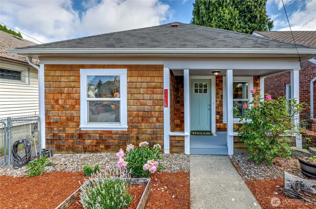 1728 5th Street Bremerton WA 98337