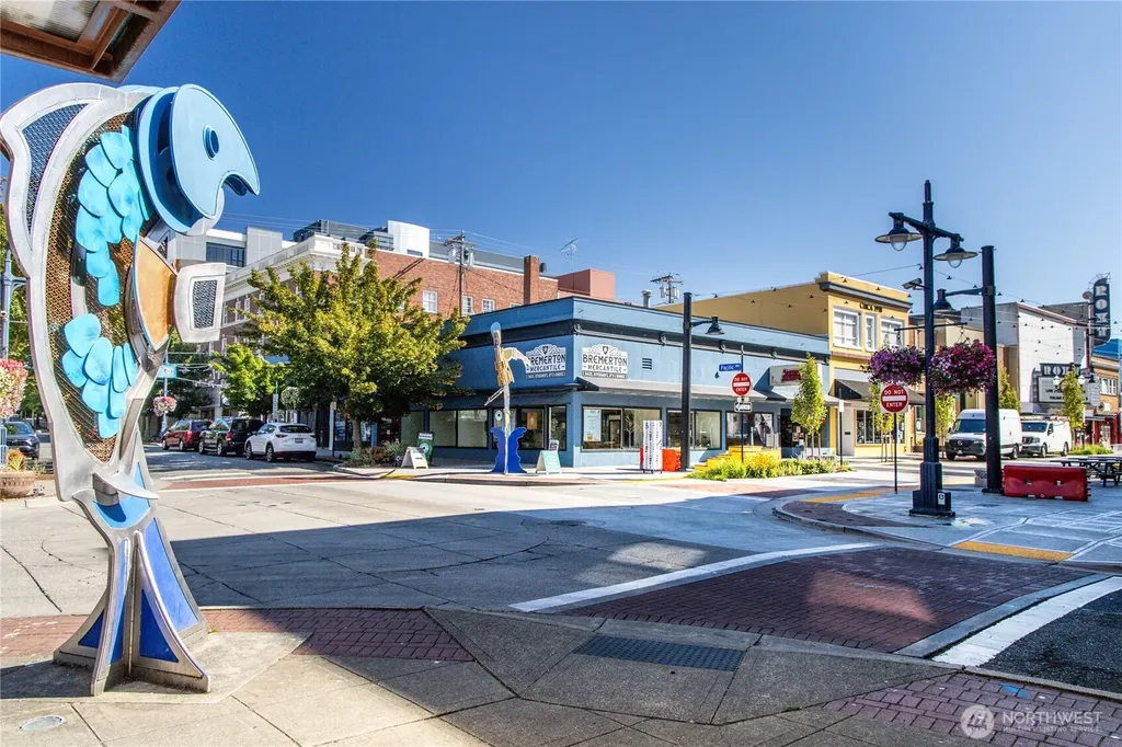 1728 5th Street Bremerton WA 98337