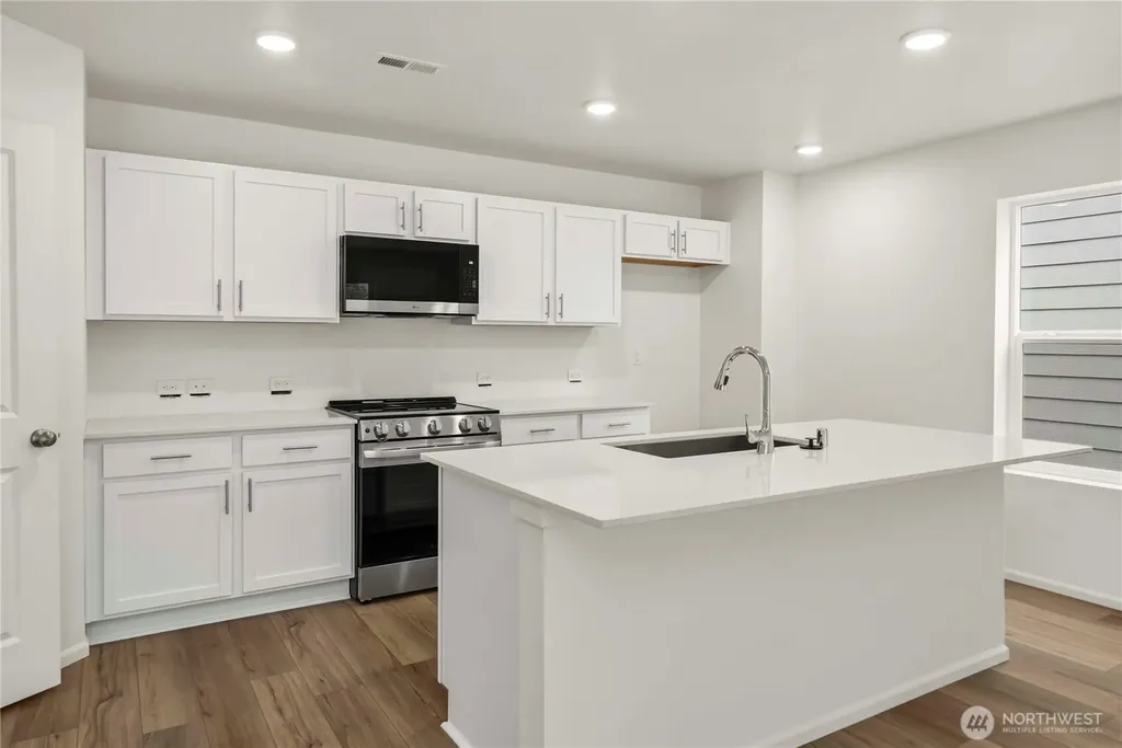 1448 Salzer Creek Drive Centralia WA 98531