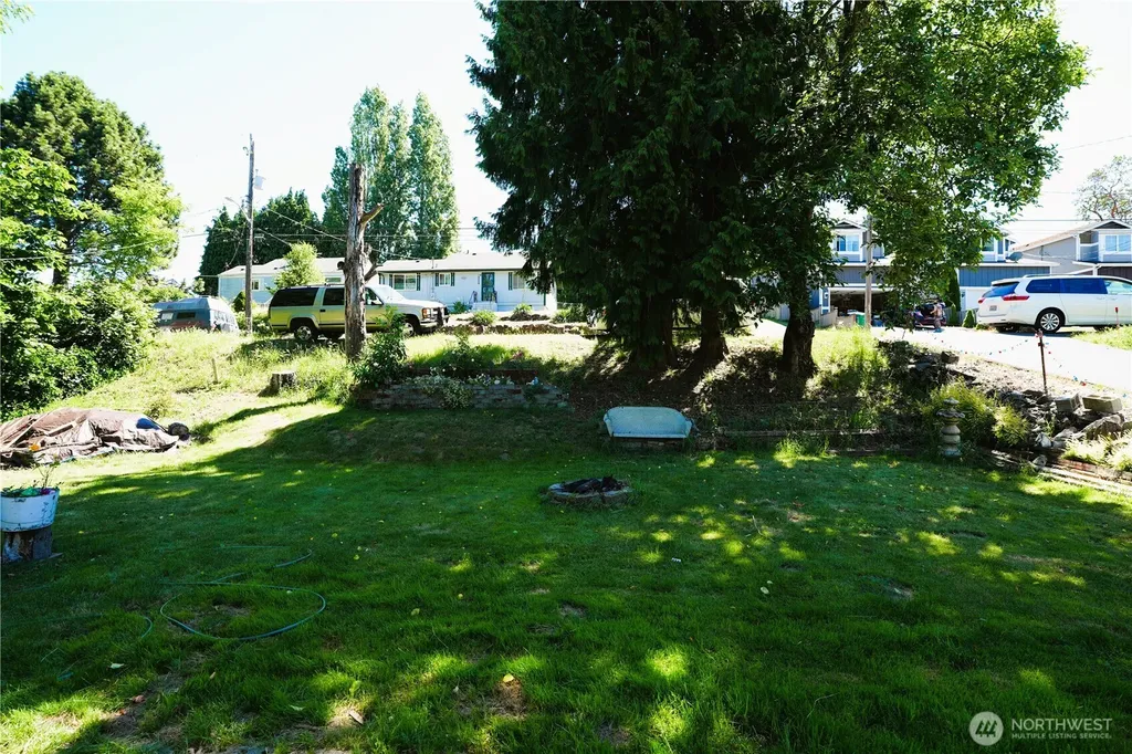 10433 1st Avenue SW Burien WA 98146
