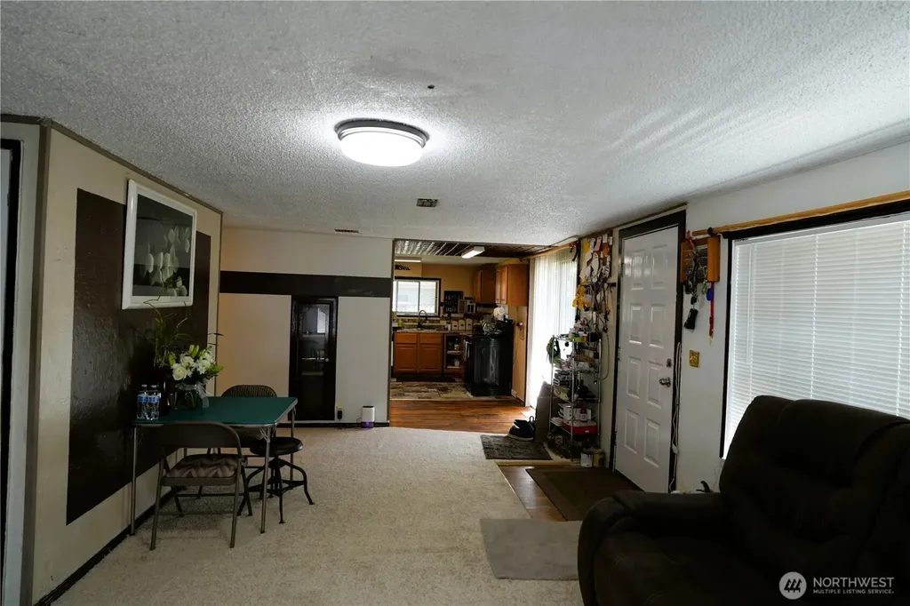 10433 1st Avenue SW Burien WA 98146