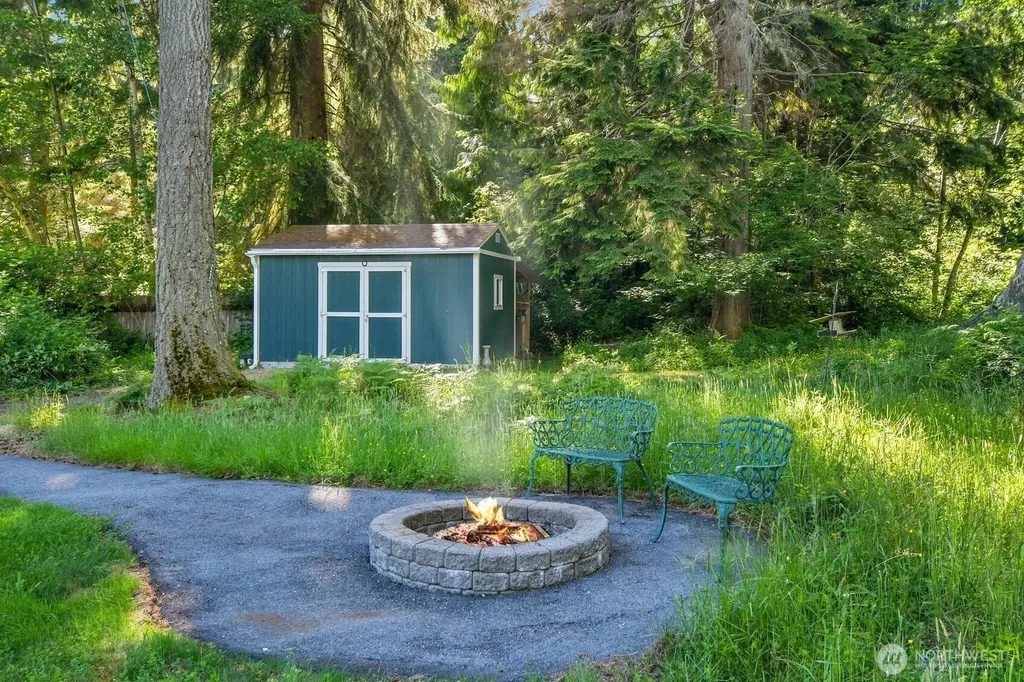 11033 94th Street NE Lake Stevens WA 98258