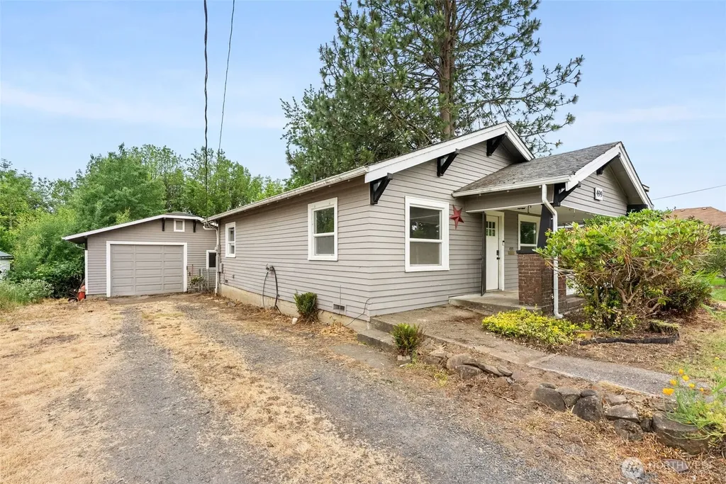 499 SW Chehalis Avenue Chehalis WA 98532