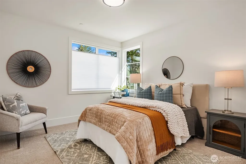 1917 166th Place NE Bellevue WA 98008