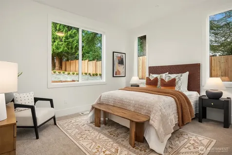 1917 166th Place NE Bellevue WA 98008