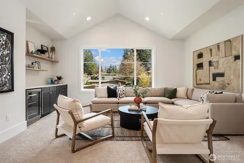 1917 166th Place NE Bellevue WA 98008