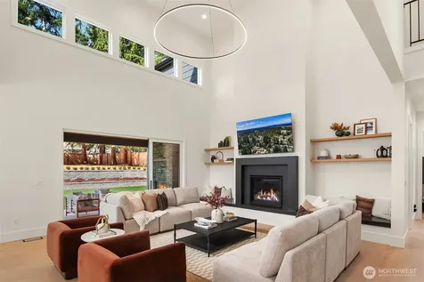 1917 166th Place NE Bellevue WA 98008