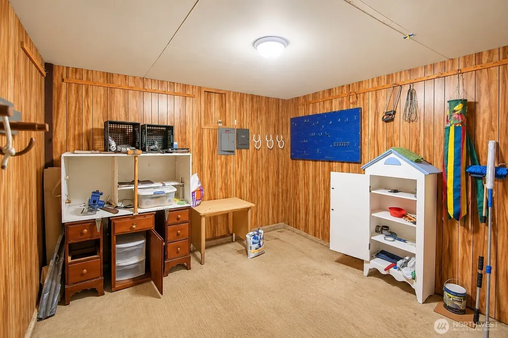 4320 Black Lake Belmore Road SW Olympia WA 98512