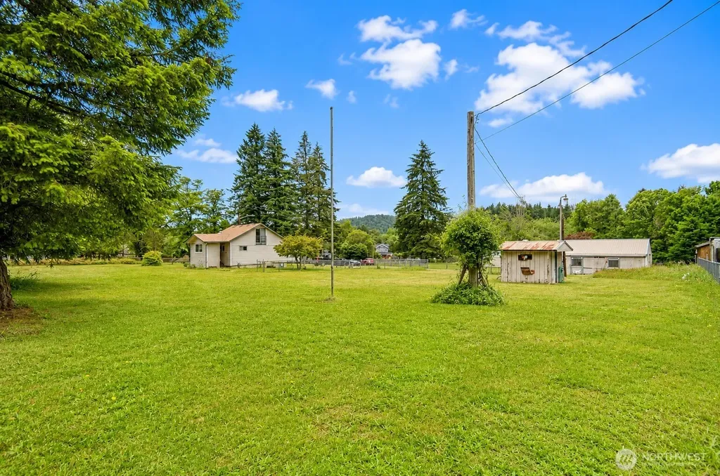 4320 Black Lake Belmore Road SW Olympia WA 98512