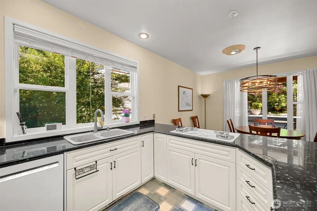 1005 11th Street Bellingham WA 98225